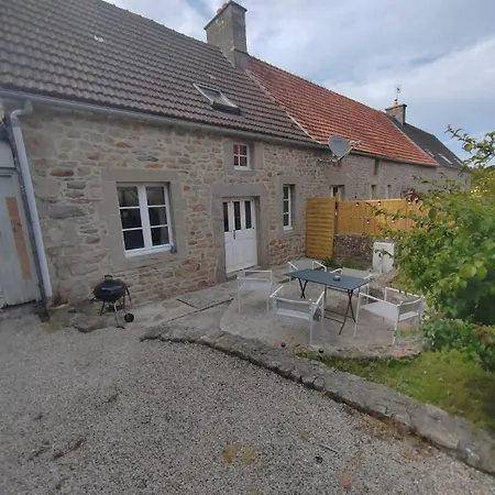 Gite Du Connetable Couville Exterior photo