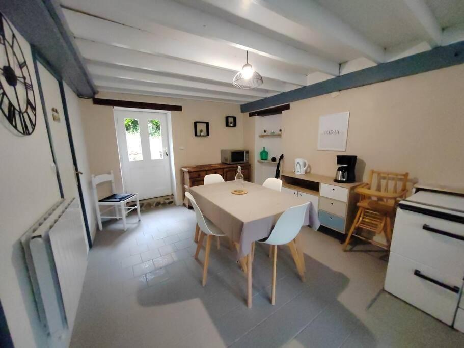 Du Connetable Couville